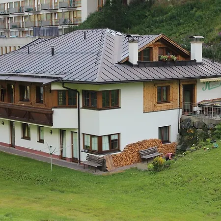 Haus Romana
