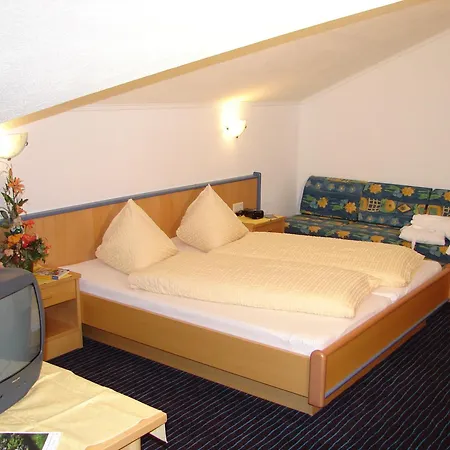 Apartment Haus Romana *